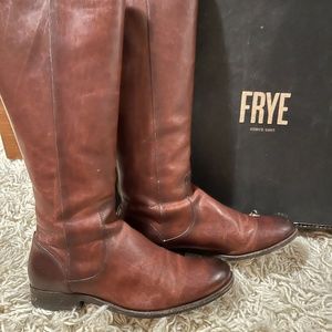FRYE Women's Melissa Stud Back Zip Riding Boot Size 9.5m